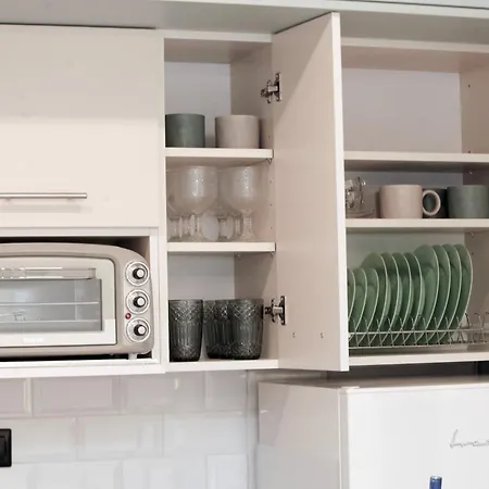 Apartment Ampeles *